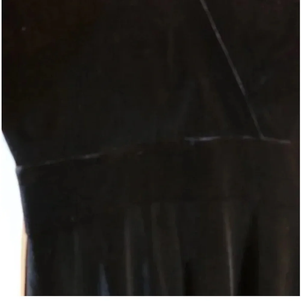 Brooks Brothers Y2K Black Long Sleeve Velvet Dress - Picture 3 of 4